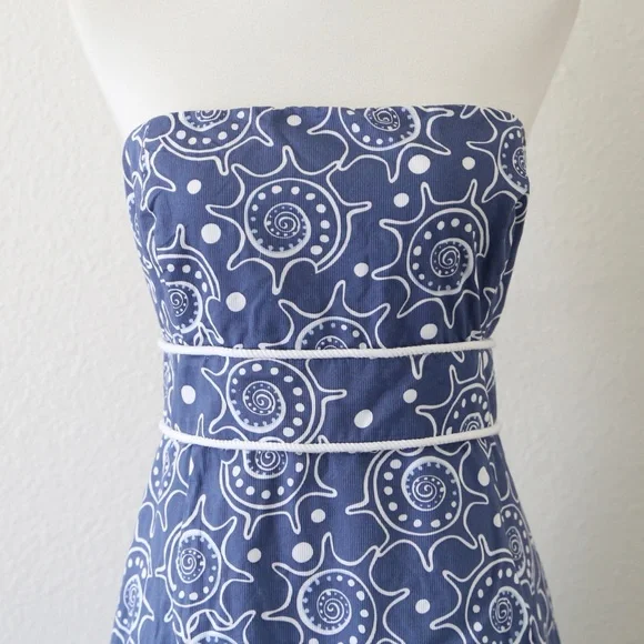 Vineyard Vines Blue & White Seashell Strapless Mini Dress Size 8 - Picture 2 of 6